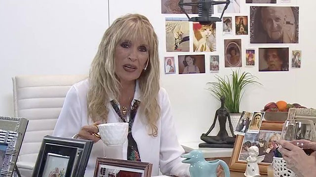 Recreamos "Te escucho" con Luisa Delfino | El diván de Vero