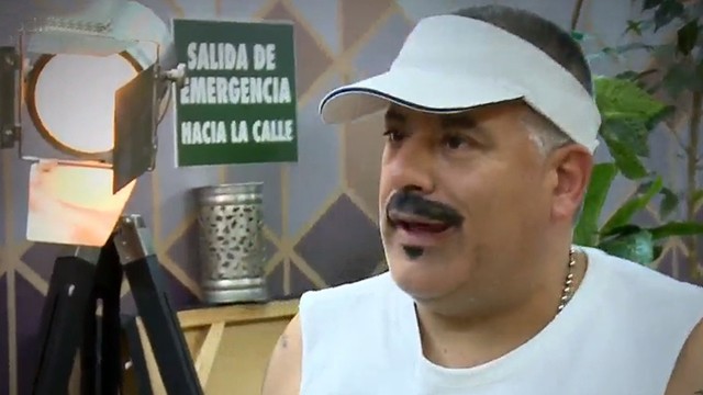 El imitador de Freddie Mercury visita al Cachador | Mejores momentos