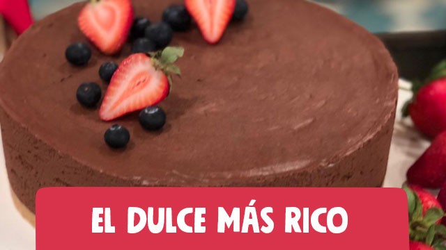 Tarta mousse de chocolate con base de almendras | Recetas