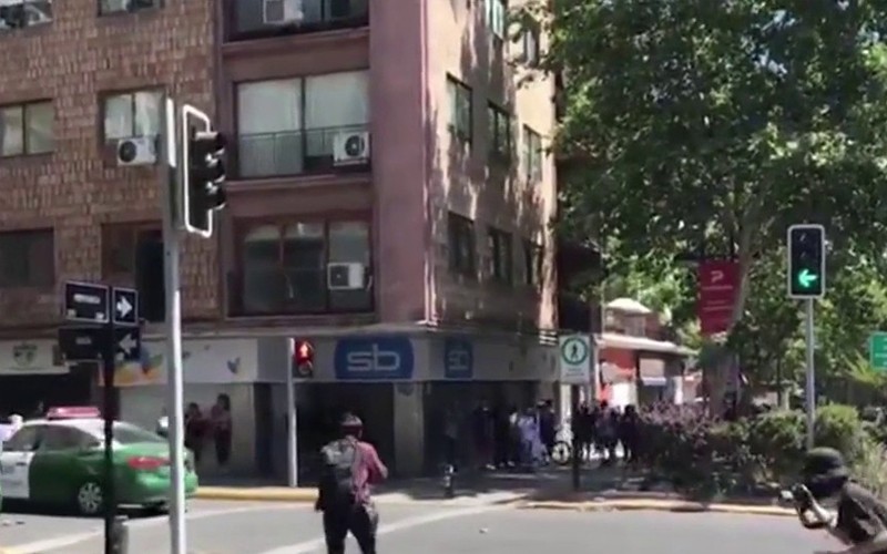 Otro violento enfrentamiento en Chile | Sociedad