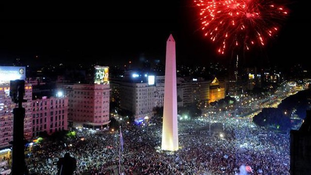Proponen cantar al unísono una canción de Charly en toda la Argentina | Virales