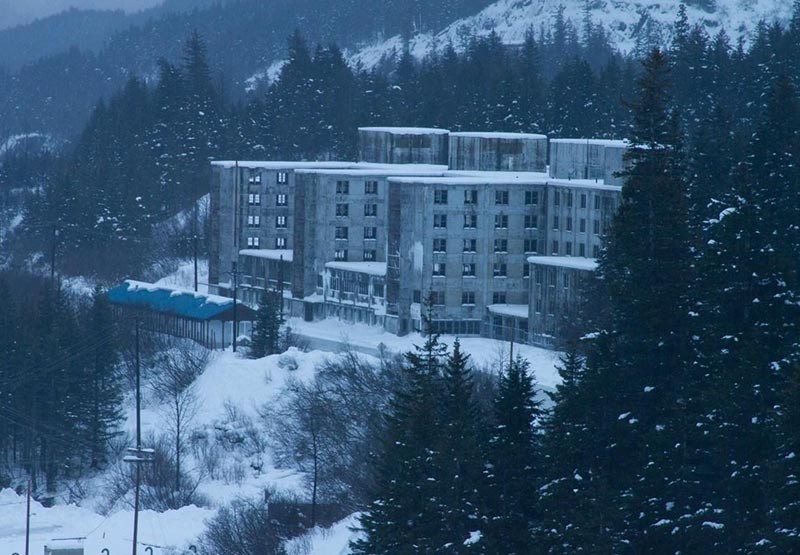 El pueblo de Alaska donde todos viven en un solo edificio | Virales