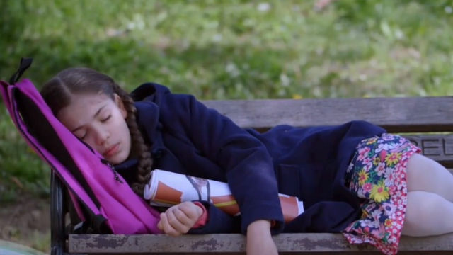 Melek y Elif: muy cerca de encontrarse | Resúmenes