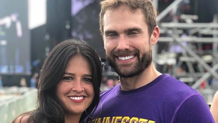 Es cordobesa,  se casó en Estados Unidos y entró al ritmo de La Mona Jiménez | Música