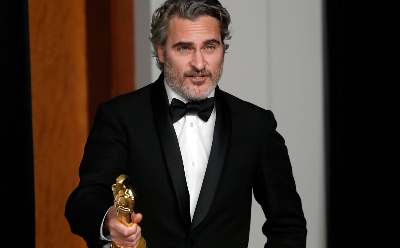 La particularidad del outfit de Joaquin Phoenix en los Oscars | Moda