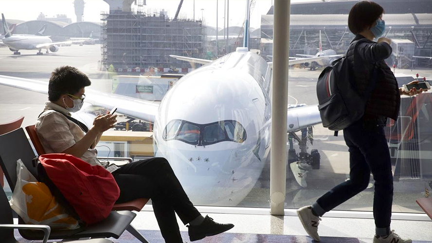 Restringen el ingreso al país de ciudadanos extranjeros | Sociedad