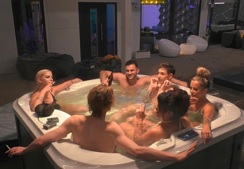 Los participantes de un reality están encerrados sin saber del Coronavirus | Espectáculos