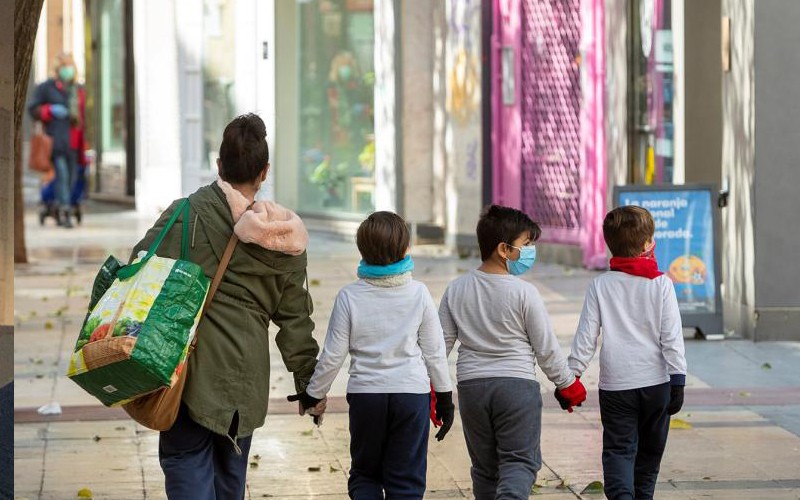 Uno de cada seis niños españoles se siente deprimido por la pandemia | Sociedad