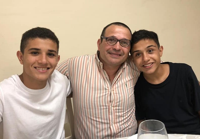 Un estudiante accedió a un IFE y lo donó a un vecino que la está pasando mal | Sociedad