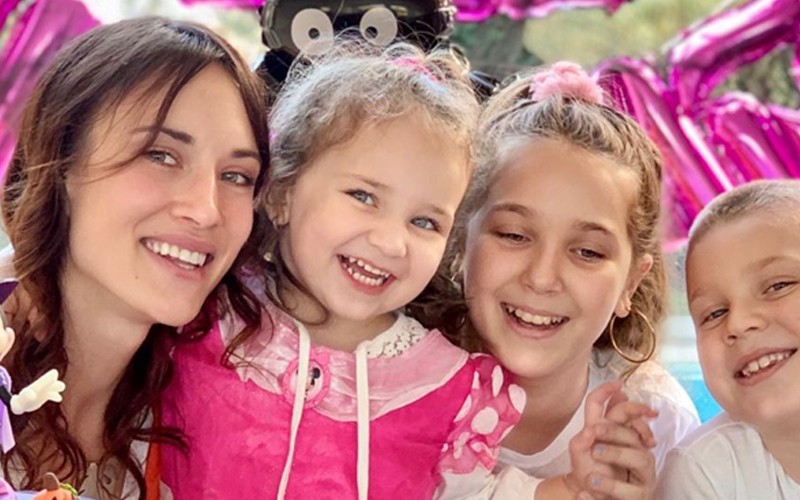 El festejo de cumpleaños de Alma con Camila Cavallo y Mariano Martínez separados | Espectáculos