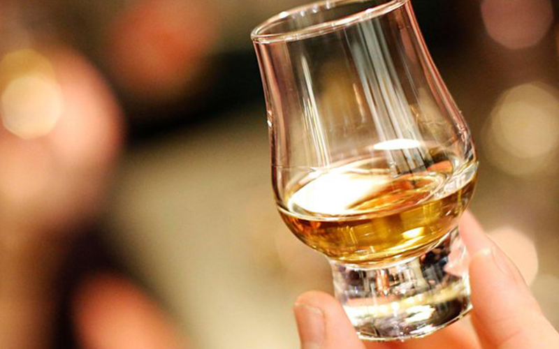 ¿Whisky en botellas de papel? | Sociedad