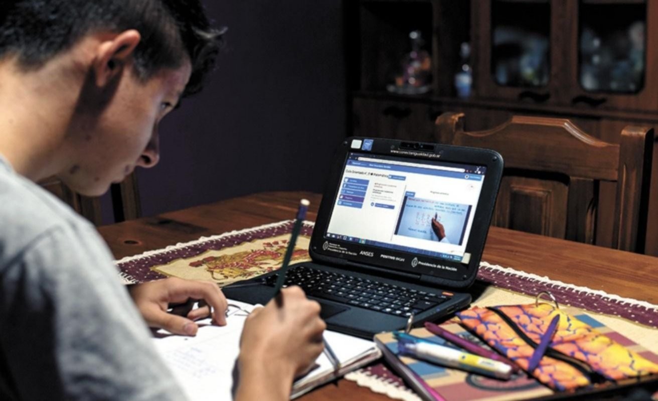 Muchos chicos del país regresaron a las “Clases virtuales escolares” | Sociedad