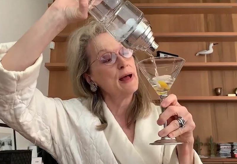 Meryl Streep tomando del pico | Virales