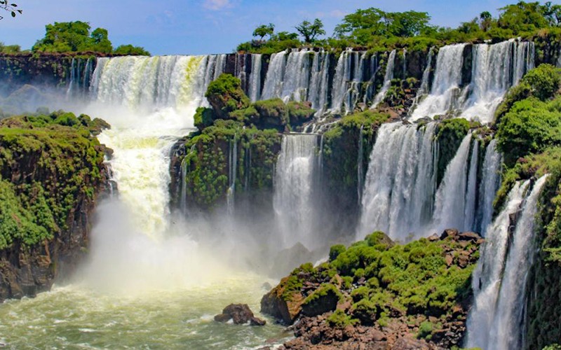 Qué dice la ley de asistencia al turismo | Sociedad