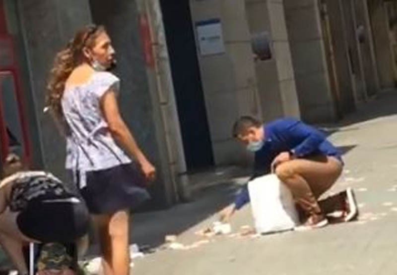 ¡Llovieron euros en una ciudad de España! | Sociedad