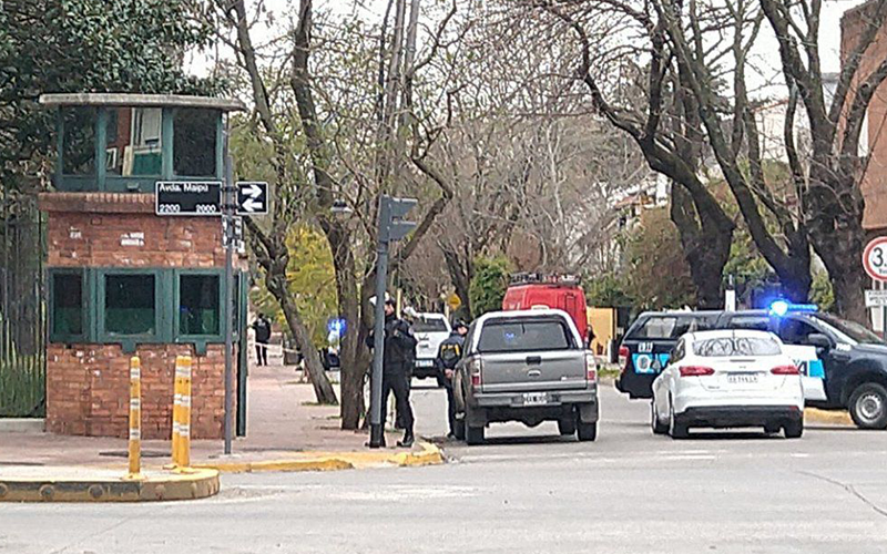 Arrojaron una bomba molotov en la Quinta de Olivos | Sociedad