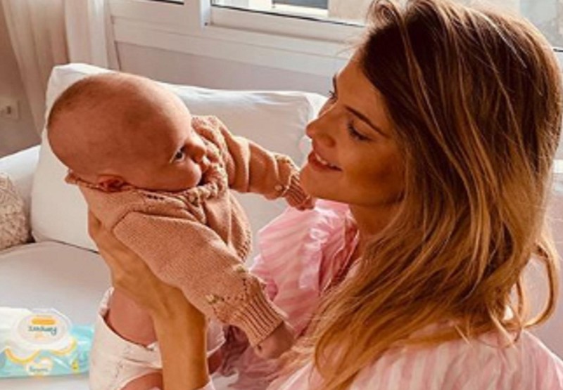 La tierna foto de Mery del Cerro amamantando a su hija | Espectáculos