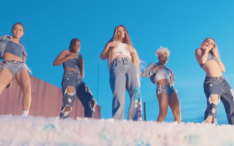 Karol G salió a aclarar un 'error' en la letra de "Ay DiOs mío" | Música