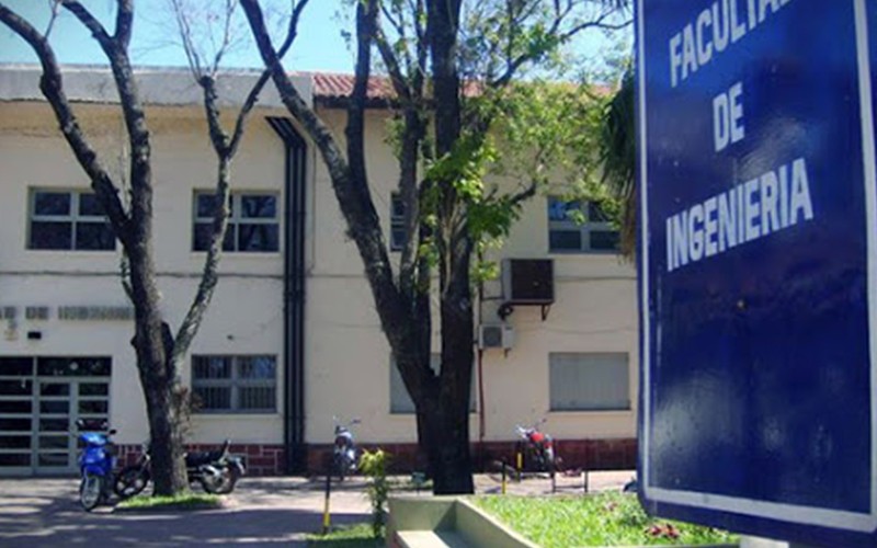 Lo expulsaron de clase por no tener buena señal | Virales