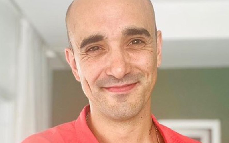 La tierna imagen de Abel Pintos, Mora Calabrese y su hijo Agustín en el parto | Espectáculos