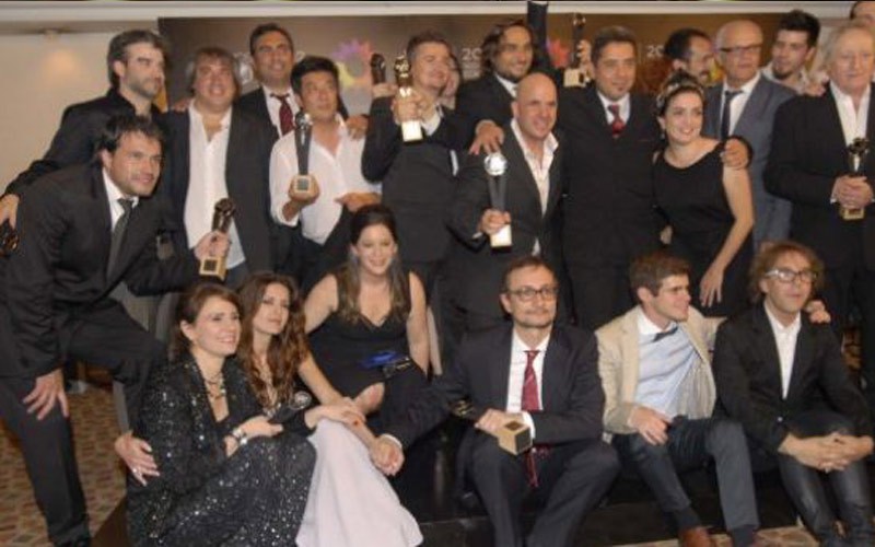 #TBT: Graduados gana 10 nominaciones a los premios TATO 2012 | Espectáculos