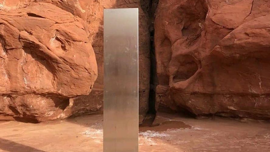 Un misterioso "obelisco" descubierto en el desierto de USA dispara teorias sobre OVNIS | Curiosidades