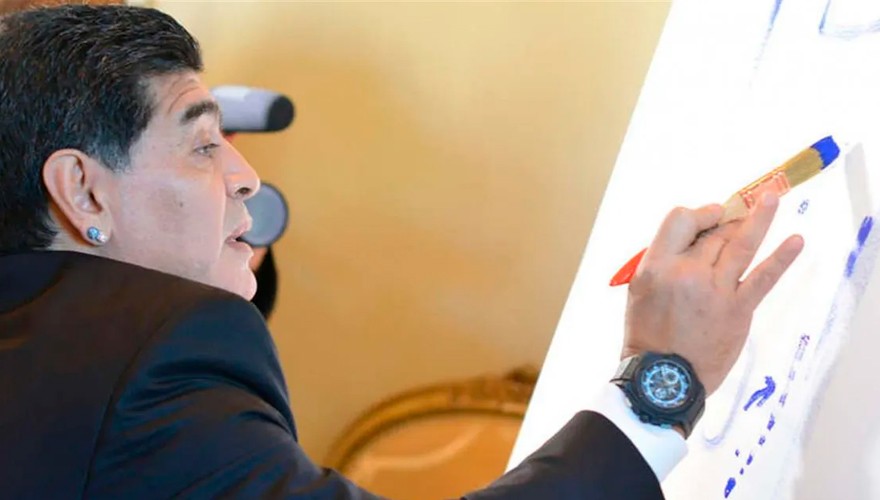 Artista argentino: la despedida del MALBA para Maradona | Sociedad