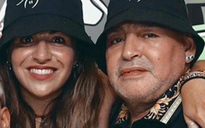 Giannina Maradona publicó la última foto con su papá y Claudia Villafañe: "Guardo para siempre este día" | Deportes