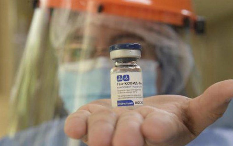 El Ministerio de Salud estaría evaluando realizar un cambio en el calendario de vacunación sobre Sputnik V | Sociedad