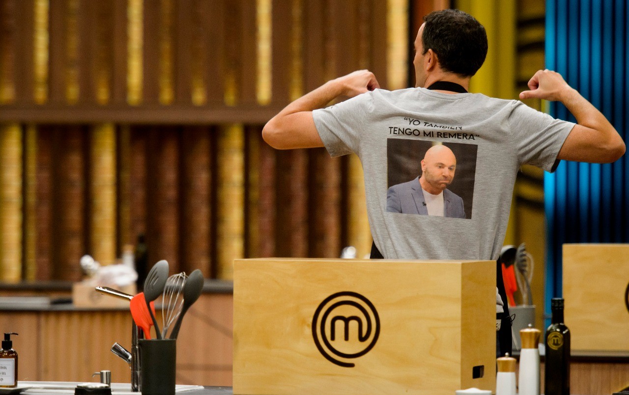 La remera de Fernando Carlos con un meme de Germán Martitegui | Mejores Momentos