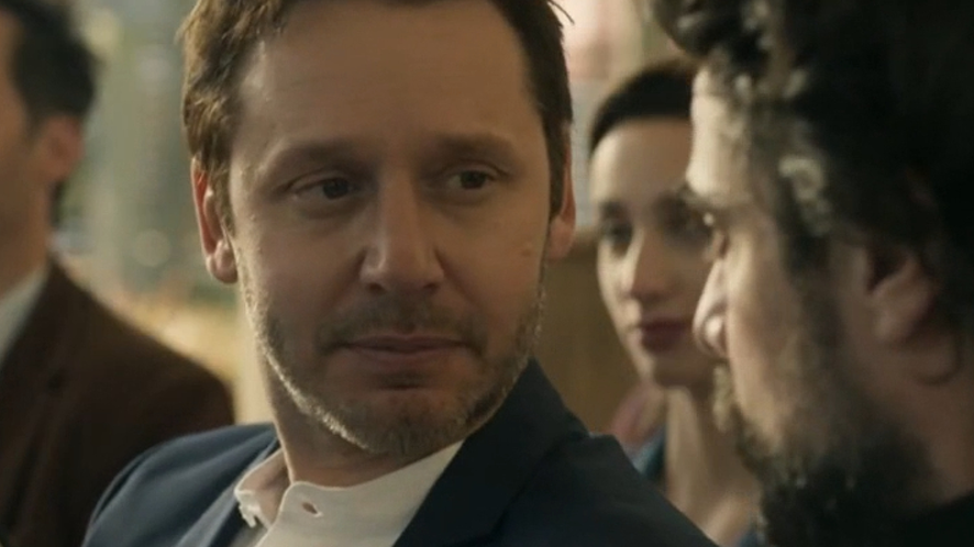 Santiago ya no puede esconder tuvo sexo Jimena | Imperdibles