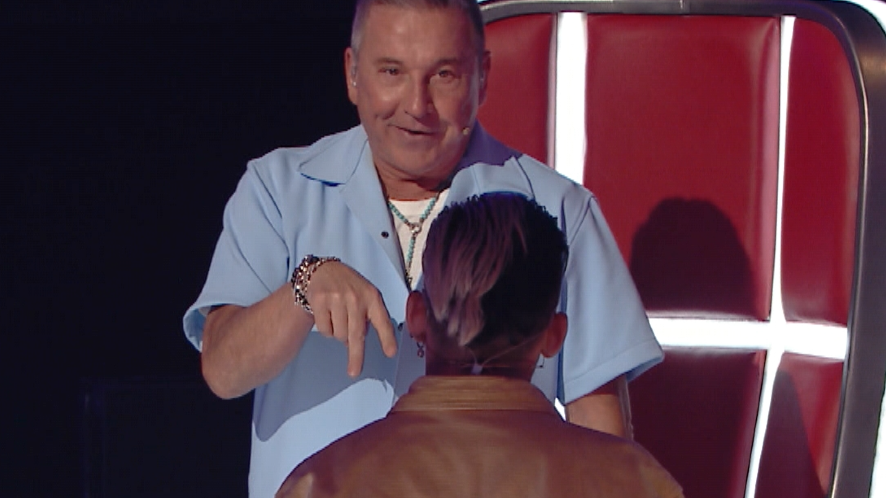 Descubrieron qué esconde Ricardo Montaner silla La Voz Argentina | Mejores momentos