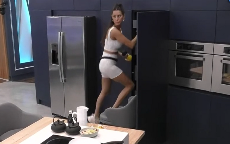 Igualita a Los Monitos: Juliana escondió comida con la complicidad de la Tora | Mejores momentos