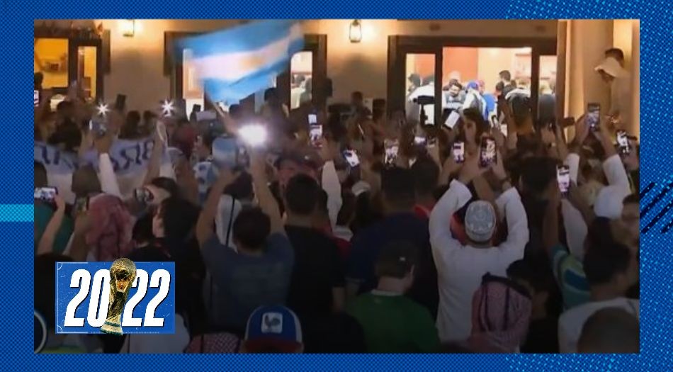 "Que cueste lo que cueste...": color y pasión en el banderazo argentino en Qatar | Novedades