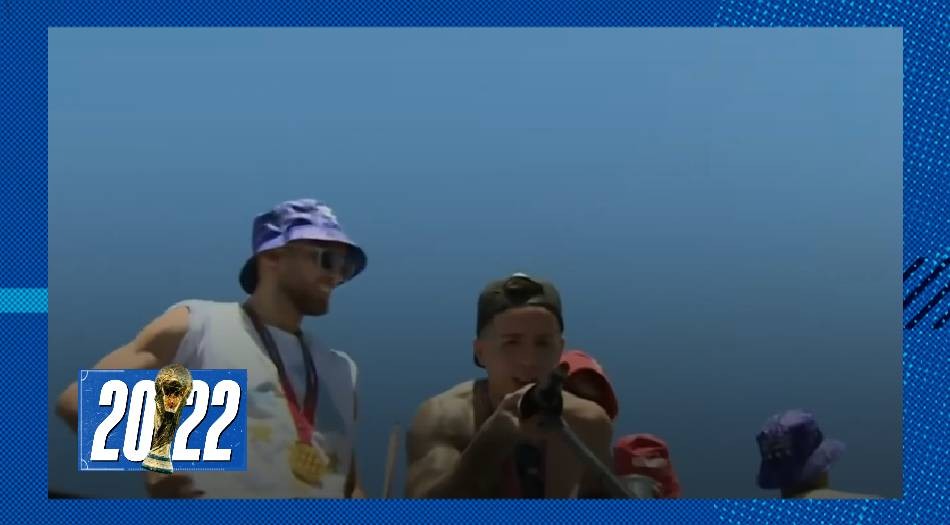 Los jugadores de la Selección, cantando con el micrófono de Telefe Noticias | Novedades