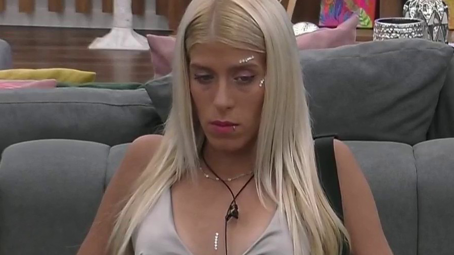 Camila y su ferviente deseo de tomar alcohol en Navidad | Mejores momentos