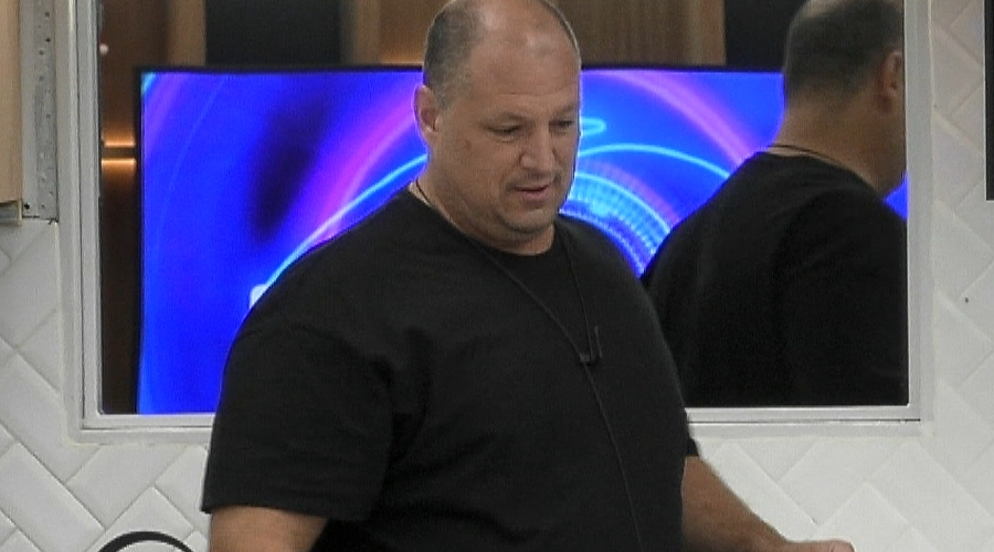 almohadazo Alfa enfureció Ariel rompo cabeza defensa propia | Mejores momentos