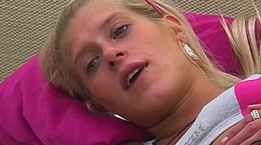 Camila explicó peculiar crianza cerdo Thor doné habitación | Mejores momentos