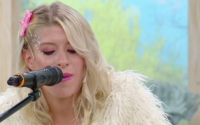 Camila y su fascinante conexión con la música: así tocó en "A la Barbarossa" | Mejores Momentos