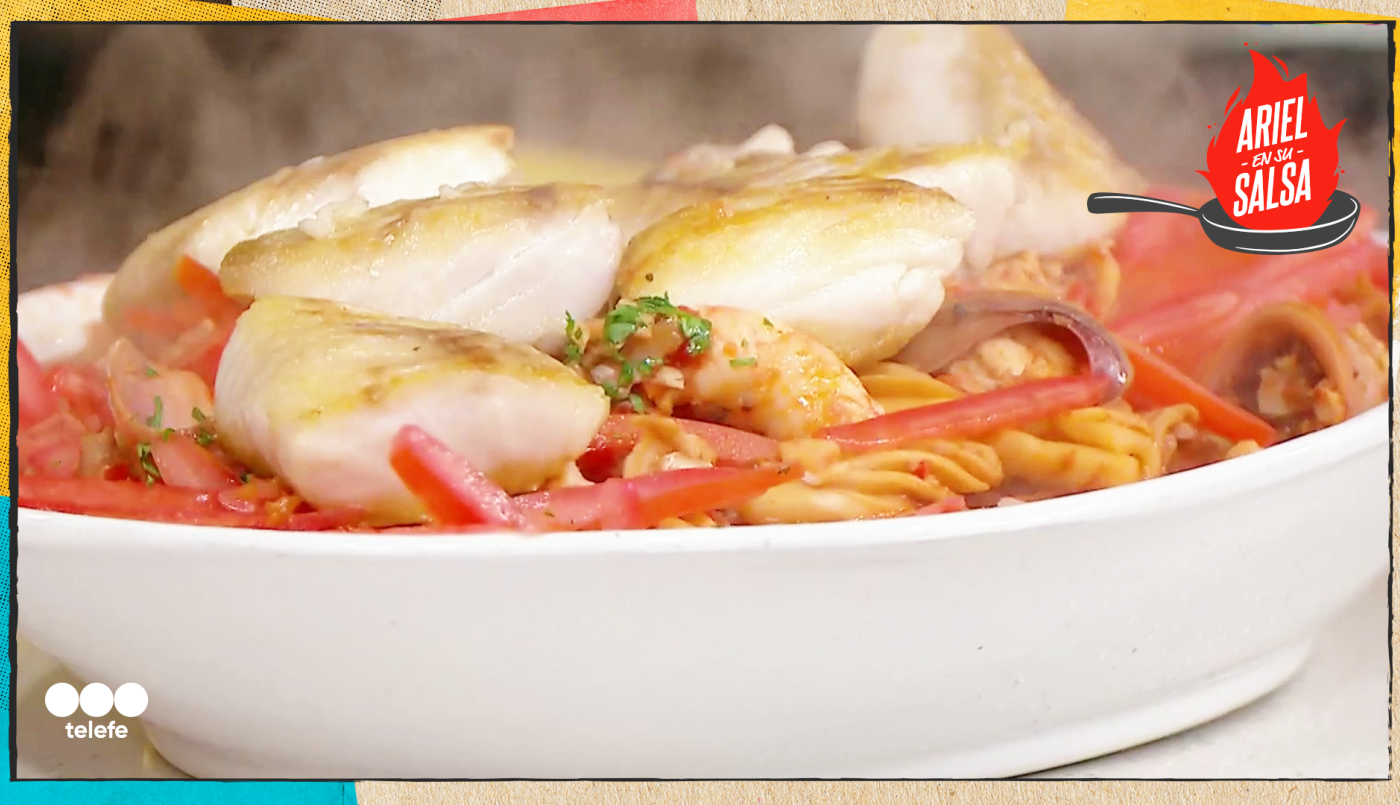 Receta de cazuela de calamares y langostinos | Recetas