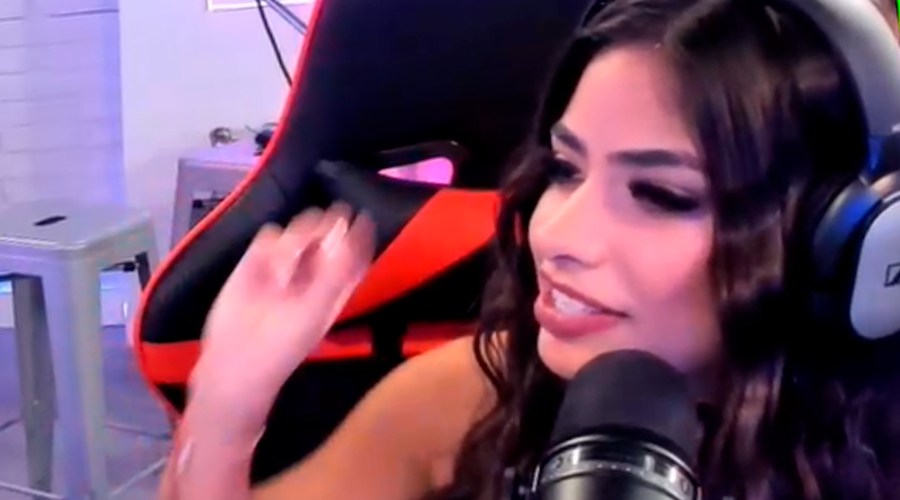 Consultorio Venganiela Capítulo 1 cuernos full Julieta contra hater | Mejores Momentos