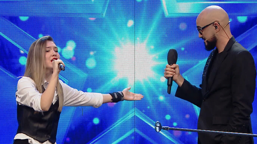 Abel Pintos cantó con una quinceanera y ambos deslumbraron con sus agudos | Mejores momentos