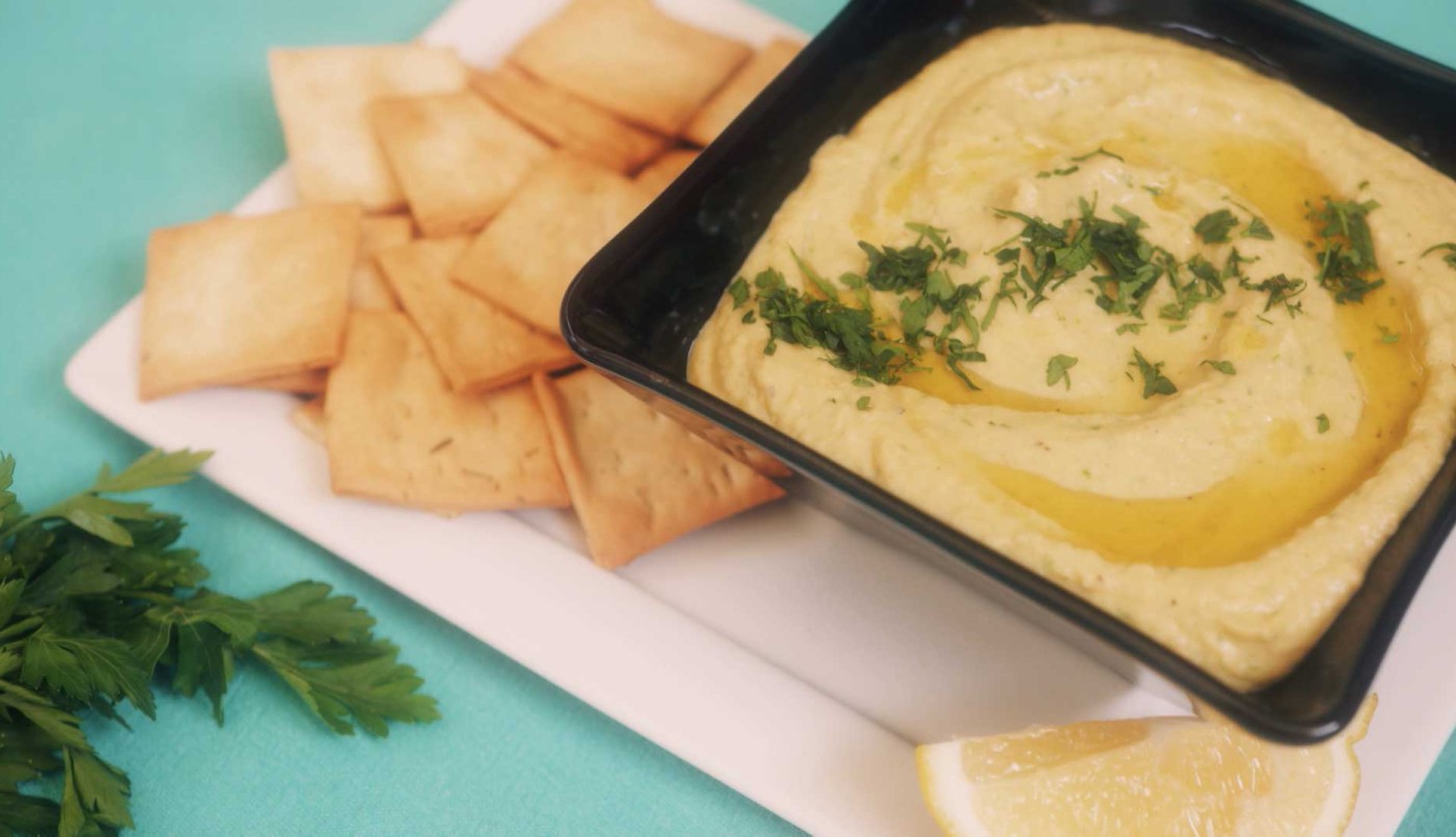 Hummus con cebolla rostizada | Recetas