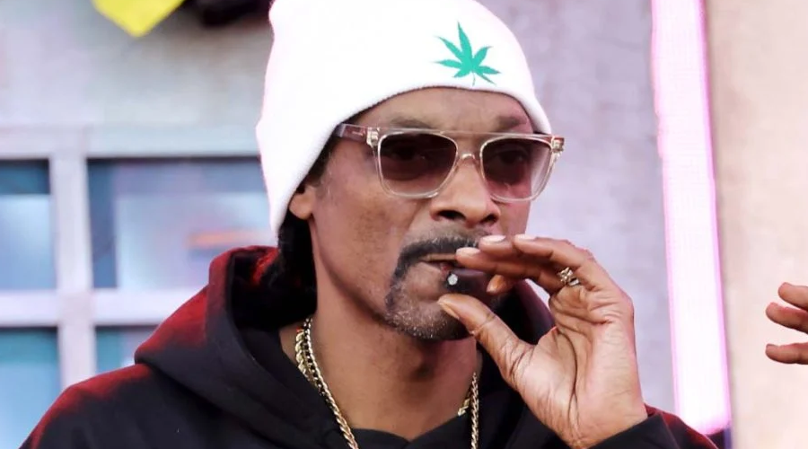 Snoop Dogg causó conmoción al anunciar que "dejará de fumar" | Espectáculos