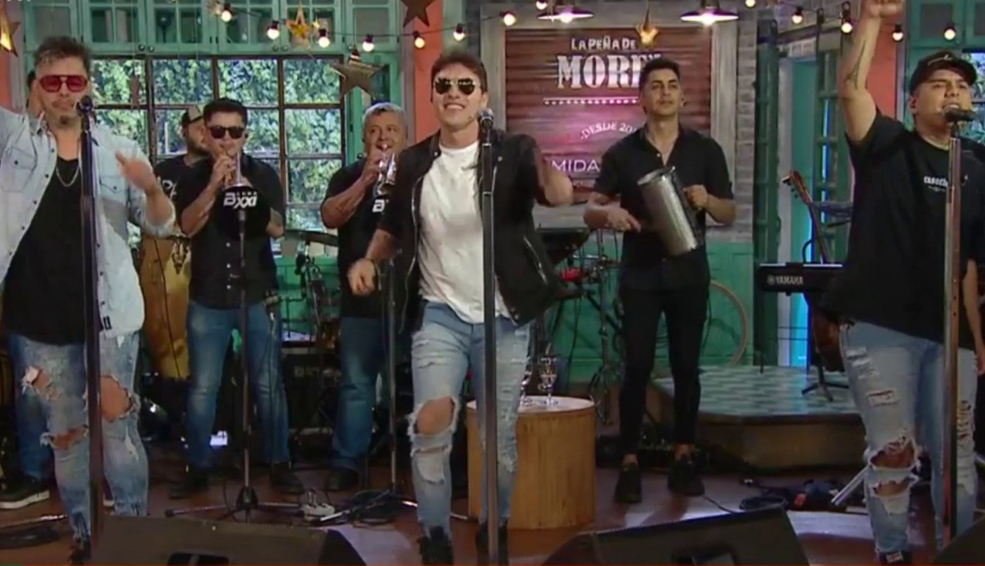 Banda XXI puso a todos a bailar en La Peña de Morfi | Mejores momentos