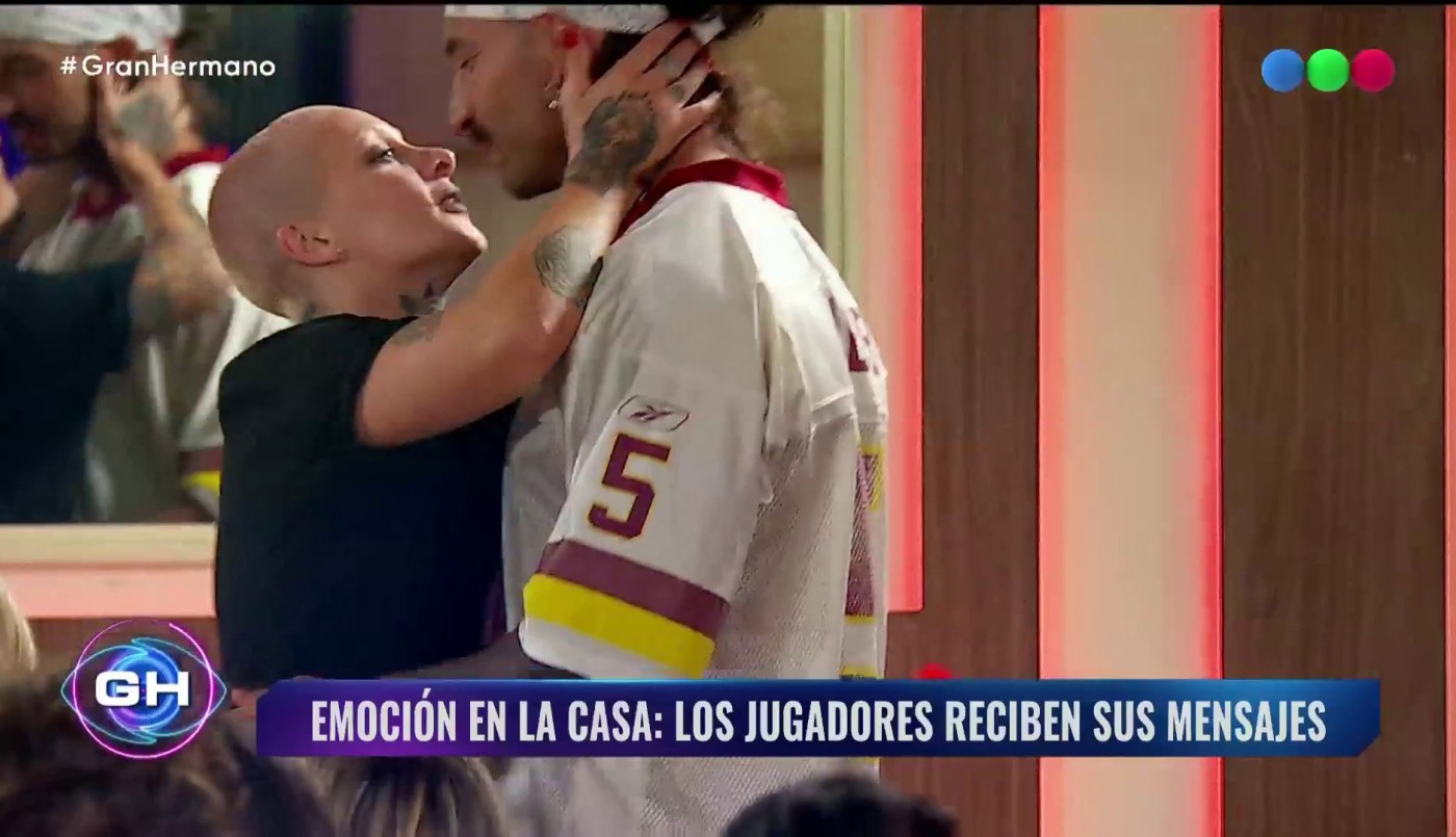 Licha cumplió su promesa de darle un pico a Furia y después se puso a llorar | Mejores momentos