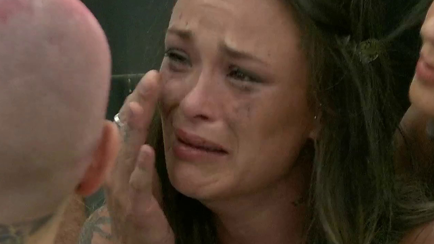 Agostina lloró desconsoladamente por el ingreso de su hija: "No le pude decir te amo" | Mejores momentos