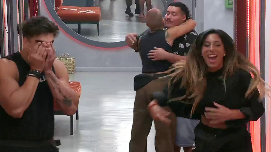 Así reaccionaron los jugadores con la entrada de Thiago, Daniela y sus bebés | Mejores momentos