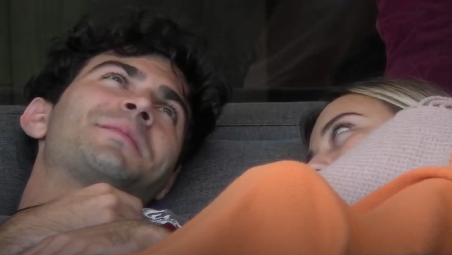 Nicolás y Florencia no pueden parar con los mimos | Mejores momentos