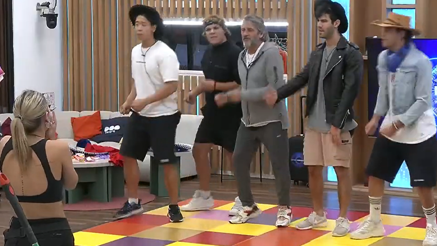 ¿Cómo hicieron para limpiar la casa y bailar en la pista al mismo tiempo? | Mejores momentos